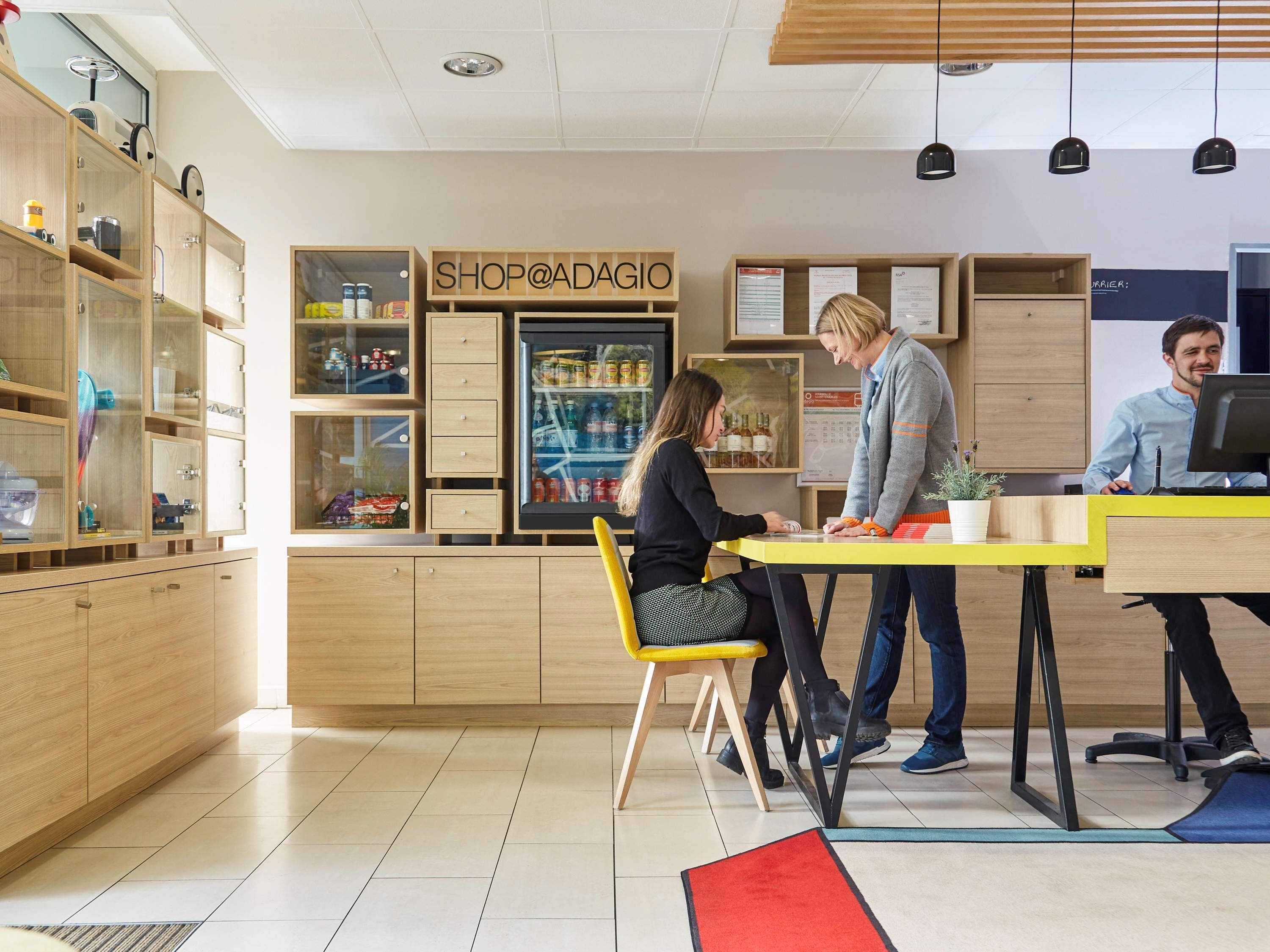Aparthotel Adagio Access Marseille Saint Charles Bagian luar foto