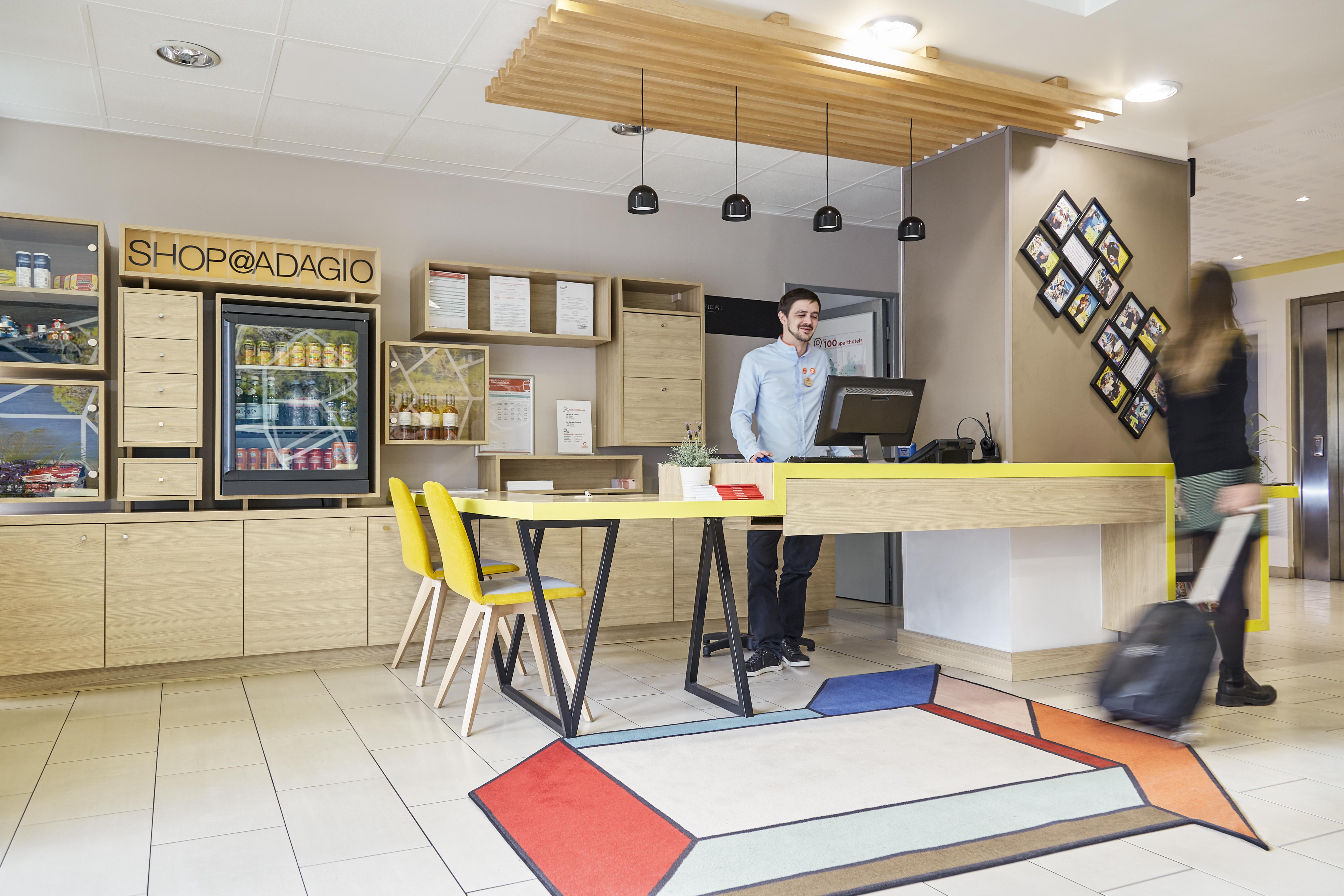 Aparthotel Adagio Access Marseille Saint Charles Bagian luar foto