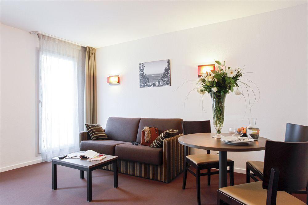 Aparthotel Adagio Access Marseille Saint Charles Bagian luar foto